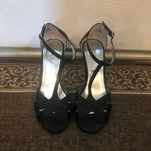 Kenneth Cole Reaction Formal Wedges